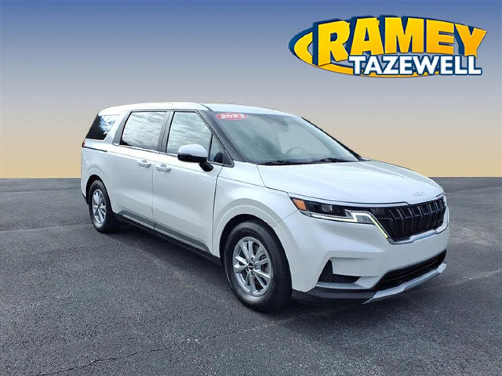 2023 Kia Carnival LX FWD