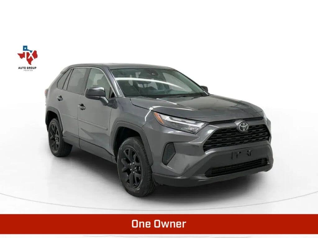 2023 Toyota RAV4 LE FWD