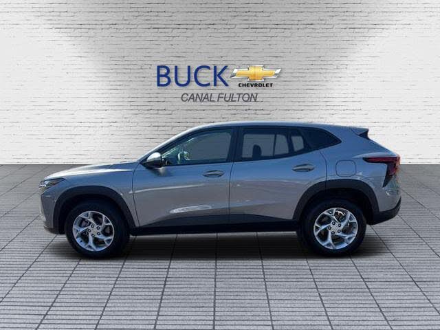 2024 Chevrolet Trax LS FWD