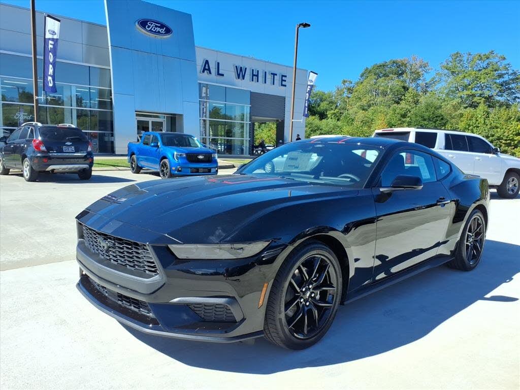 2025 Ford Mustang EcoBoost Fastback RWD