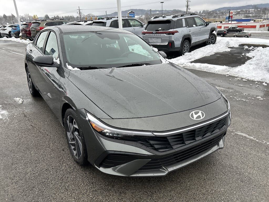 2025 Hyundai Elantra SEL Sport FWD