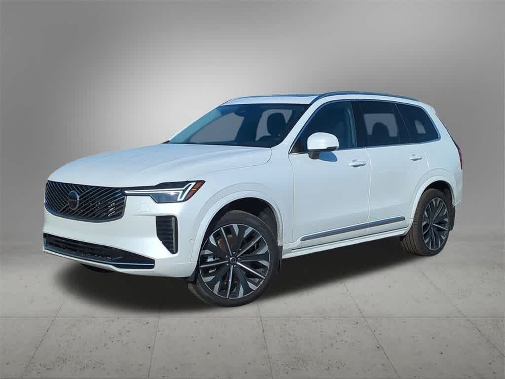 2025 Volvo XC90 B5 Plus Bright Theme 7-Passenger AWD