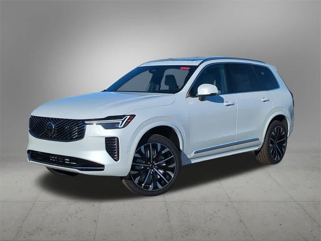 2026 Volvo XC90 B5 Plus 7-Passenger AWD