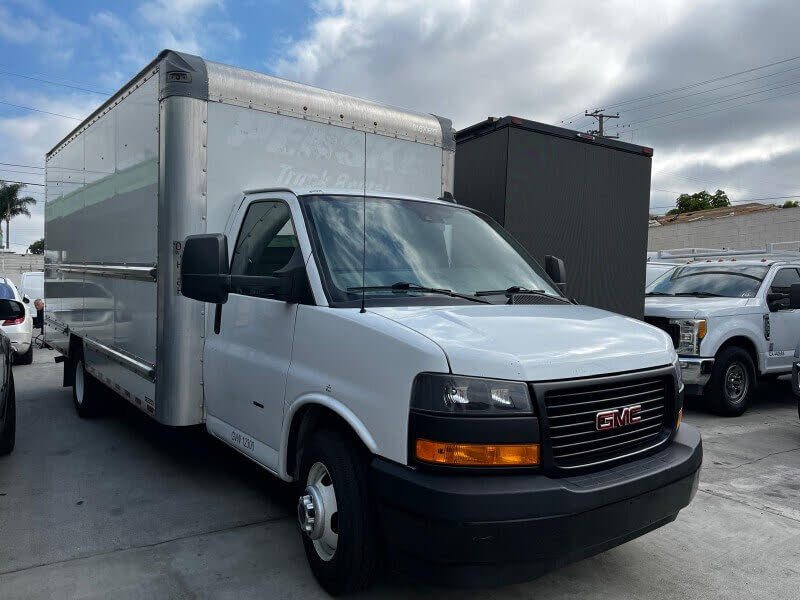 2021 GMC Savana Chassis 3500 177 Cutaway RWD