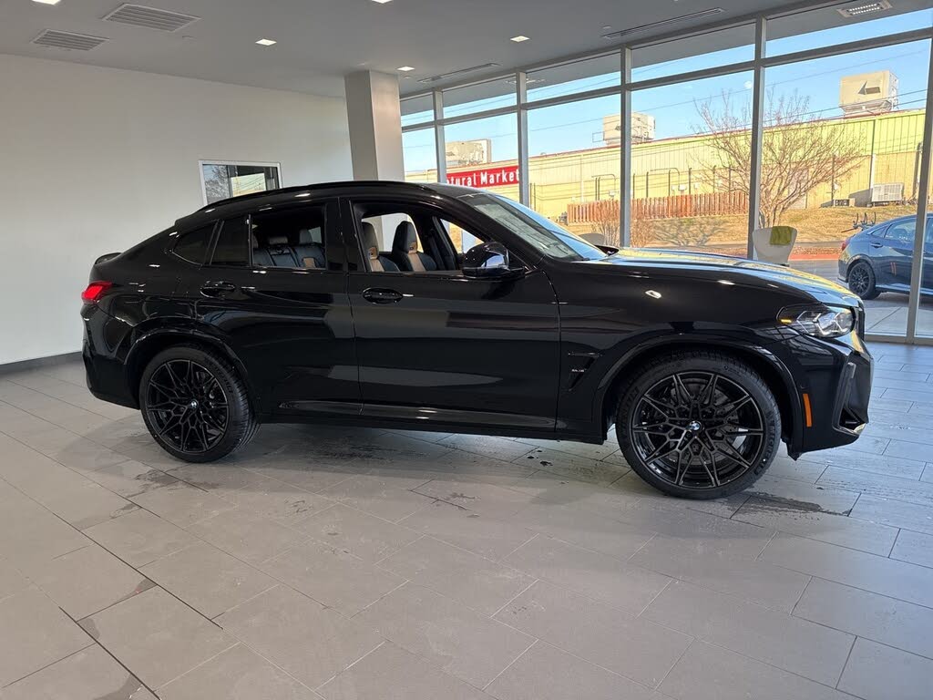 2025 BMW X4 M AWD
