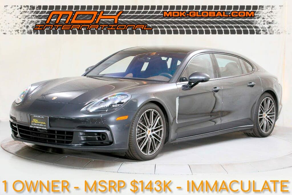 2018 Porsche Panamera 4 Executive AWD