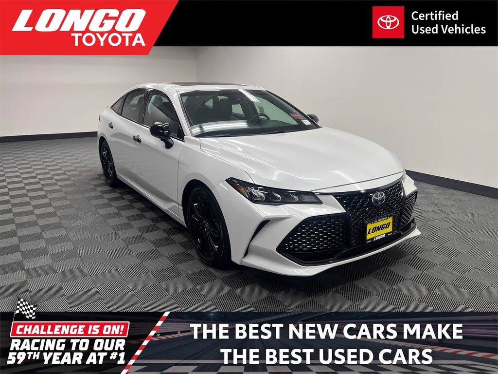 2022 Toyota Avalon Hybrid XSE Nightshade FWD