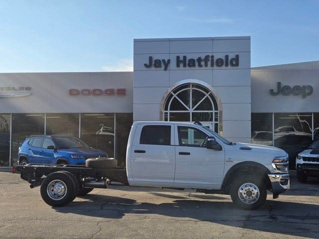 2026 RAM 3500 Chassis Tradesman Crew Cab LB DRW 4WD