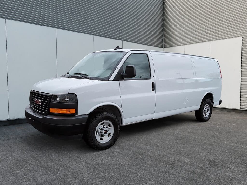 2024 GMC Savana Cargo 2500 Extended RWD