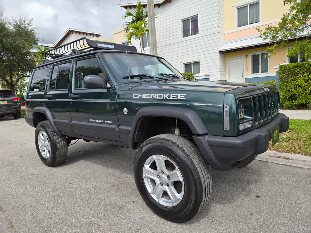 2001 Jeep Cherokee Sport 4-Door 4WD