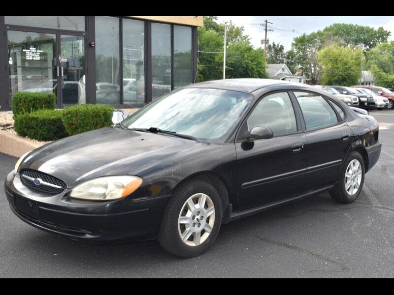 2006 Ford Taurus SE