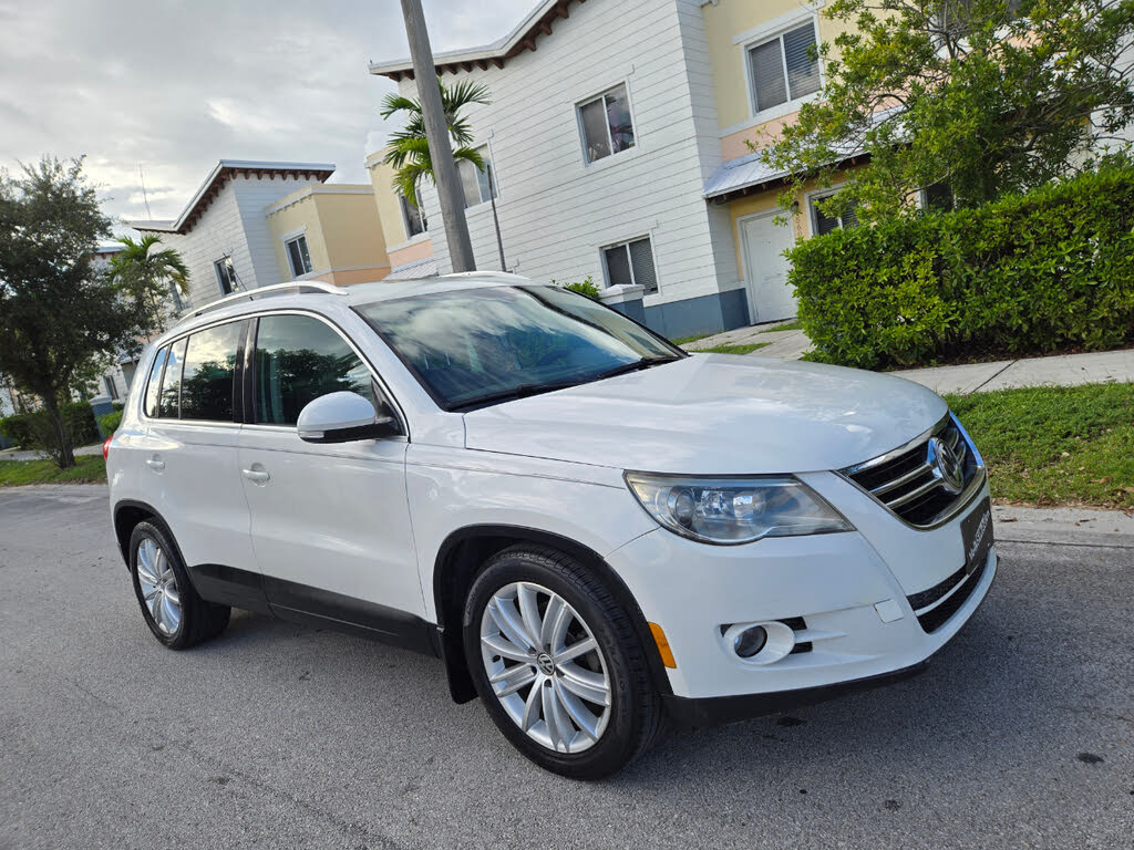 2009 Volkswagen Tiguan SEL AWD 4Motion