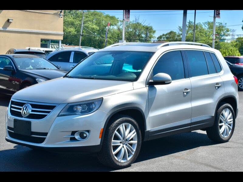 2010 Volkswagen Tiguan S 4Motion