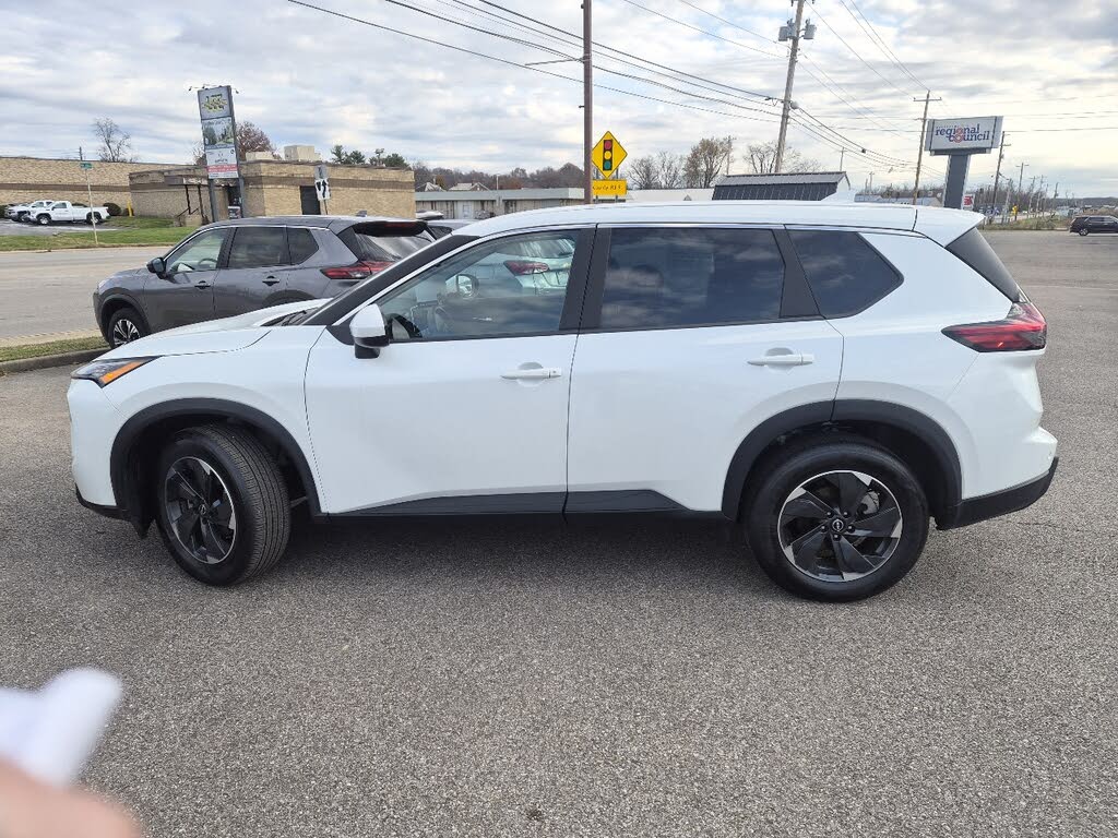 2025 Nissan Rogue SV AWD