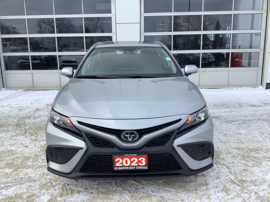 2023 Toyota Camry SE AWD
