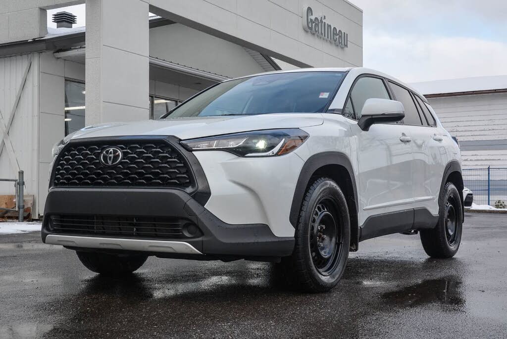 2023 Toyota Corolla Cross LE FWD