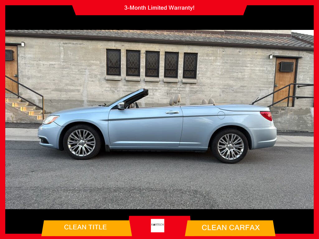 2013 Chrysler 200 Limited Convertible FWD