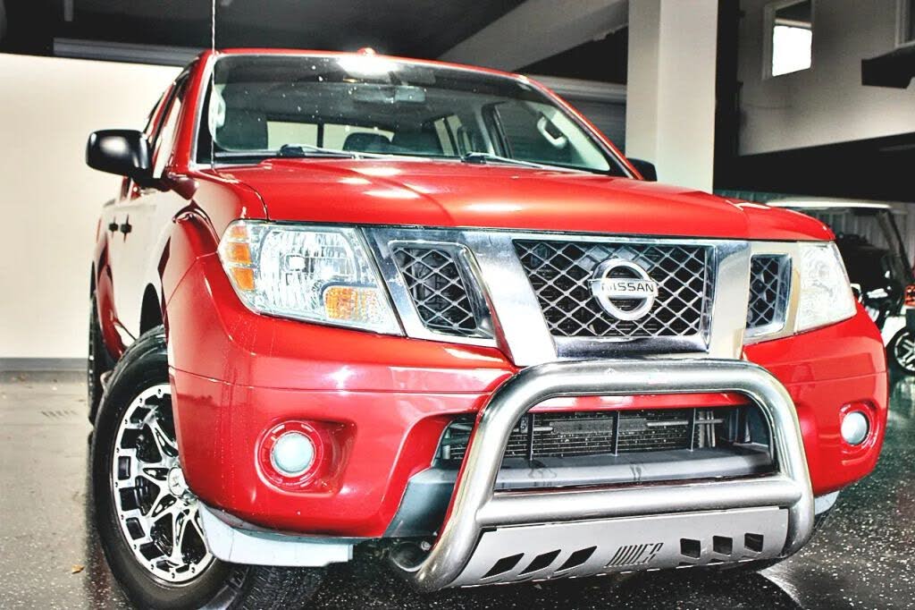 2015 Nissan Frontier SV Crew Cab