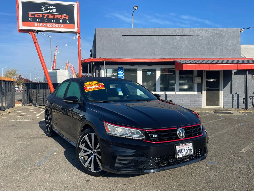 2018 Volkswagen Passat V6 GT FWD