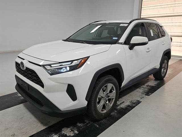 2022 Toyota RAV4 XLE FWD