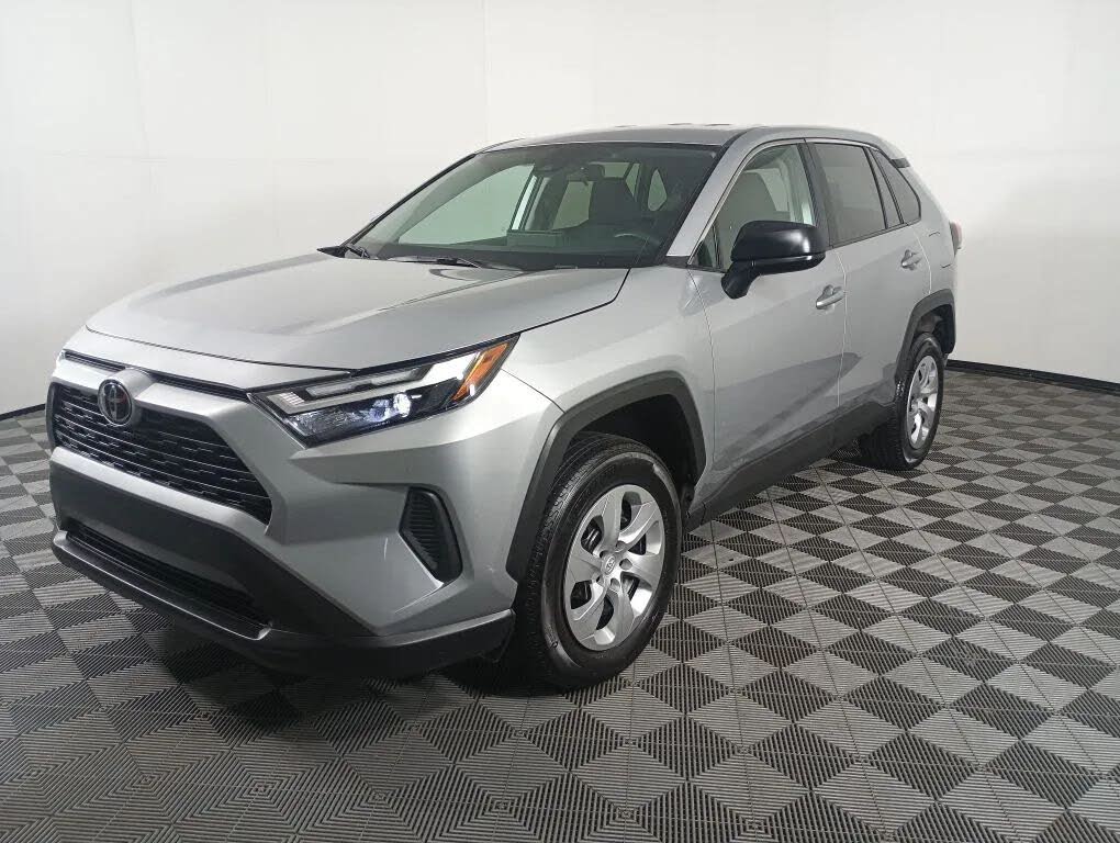 2024 Toyota RAV4 LE AWD