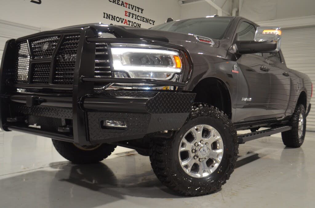 2024 RAM 2500 Laramie Crew Cab 4WD