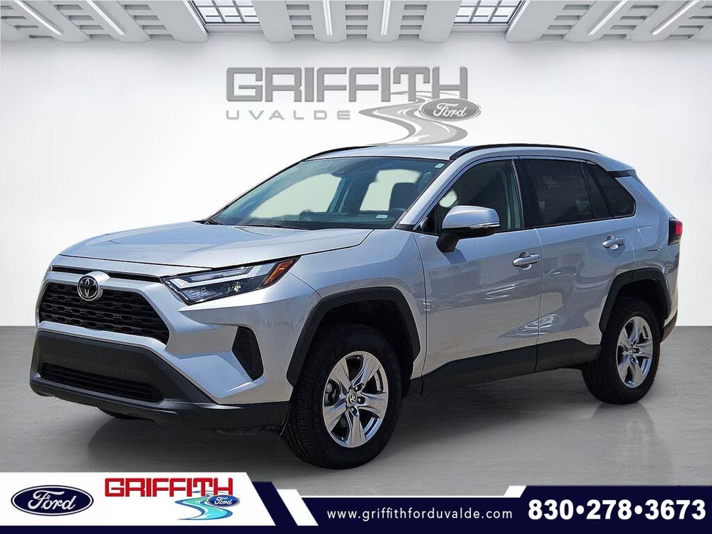 2024 Toyota RAV4 XLE FWD