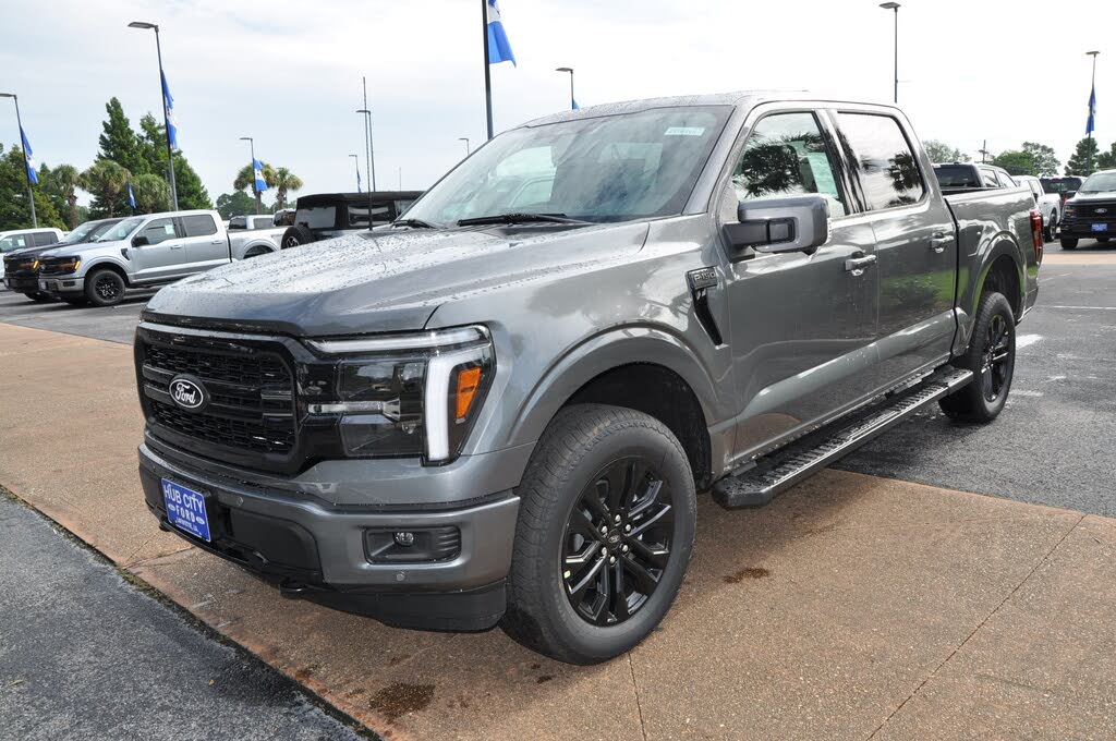 2025 Ford F-150 Lariat SuperCrew 4WD