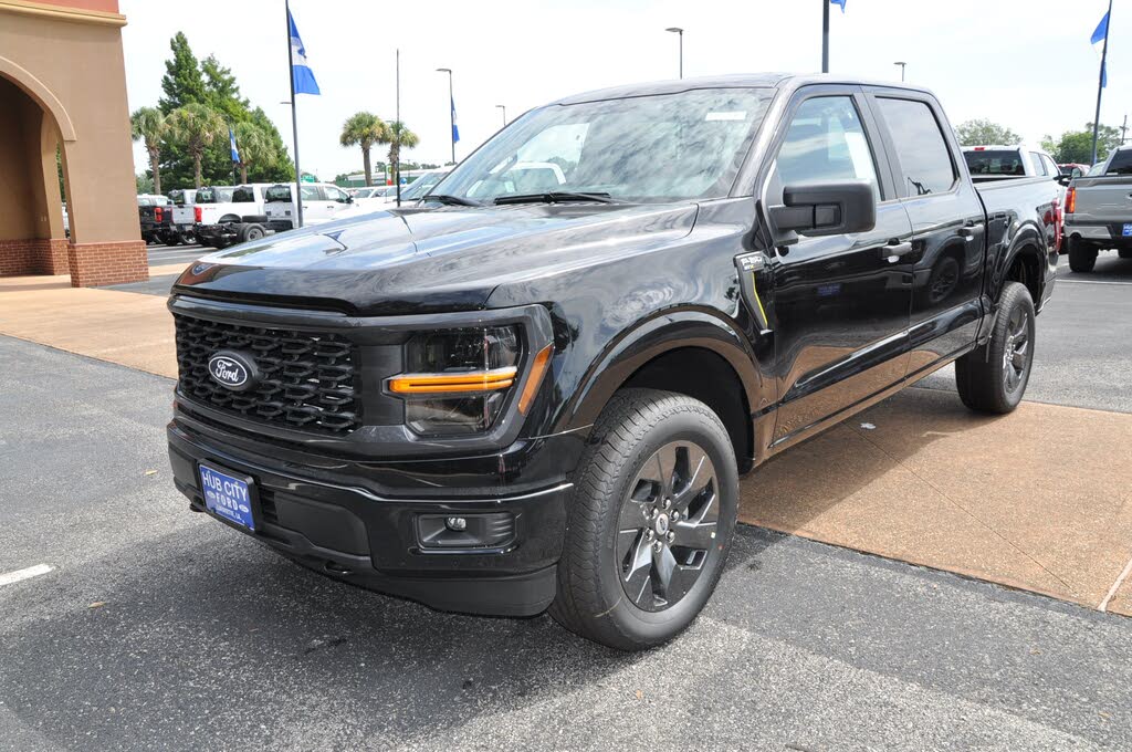 2025 Ford F-150 STX 4dr SuperCrew 4WD