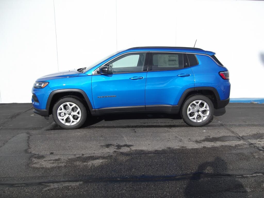 2026 Jeep Compass Latitude 4WD