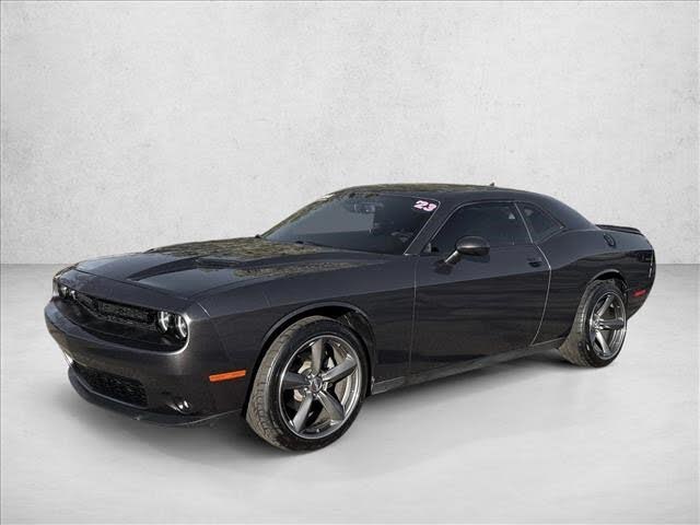2023 Dodge Challenger SXT RWD