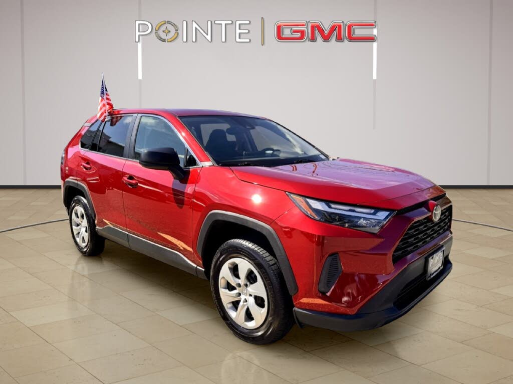 2023 Toyota RAV4 LE FWD