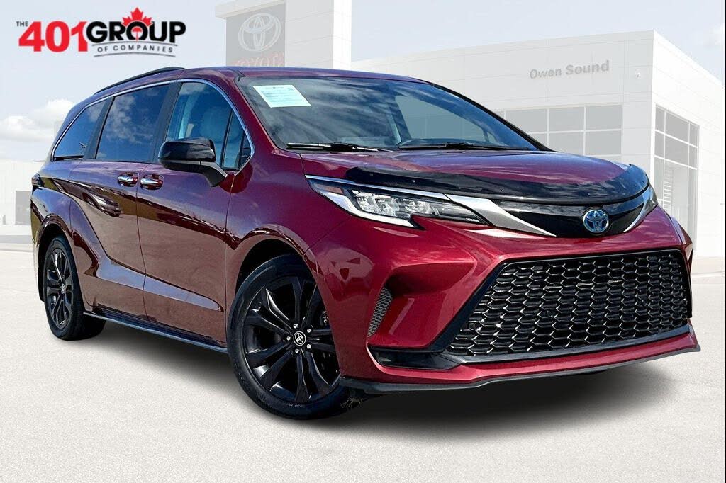 2023 Toyota Sienna XSE 7-Passenger FWD