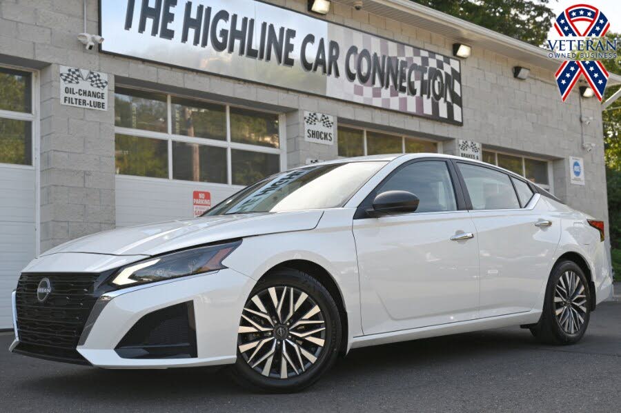 2025 Nissan Altima 2.5 SV FWD