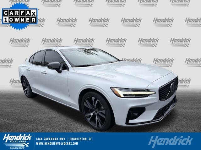 2025 Volvo S60 B5 Core AWD