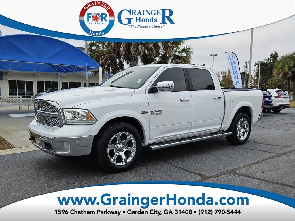 2016 RAM 1500 Laramie Crew Cab 4WD