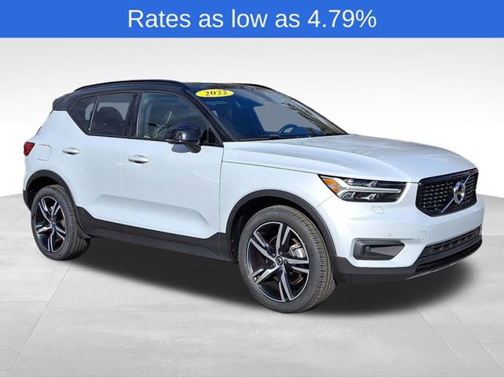 2022 Volvo XC40 T5 R-Design AWD