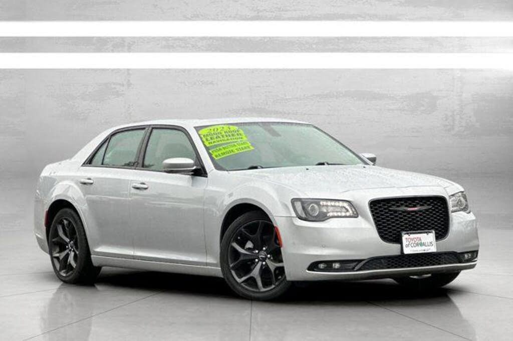 2023 Chrysler 300 S V6 RWD