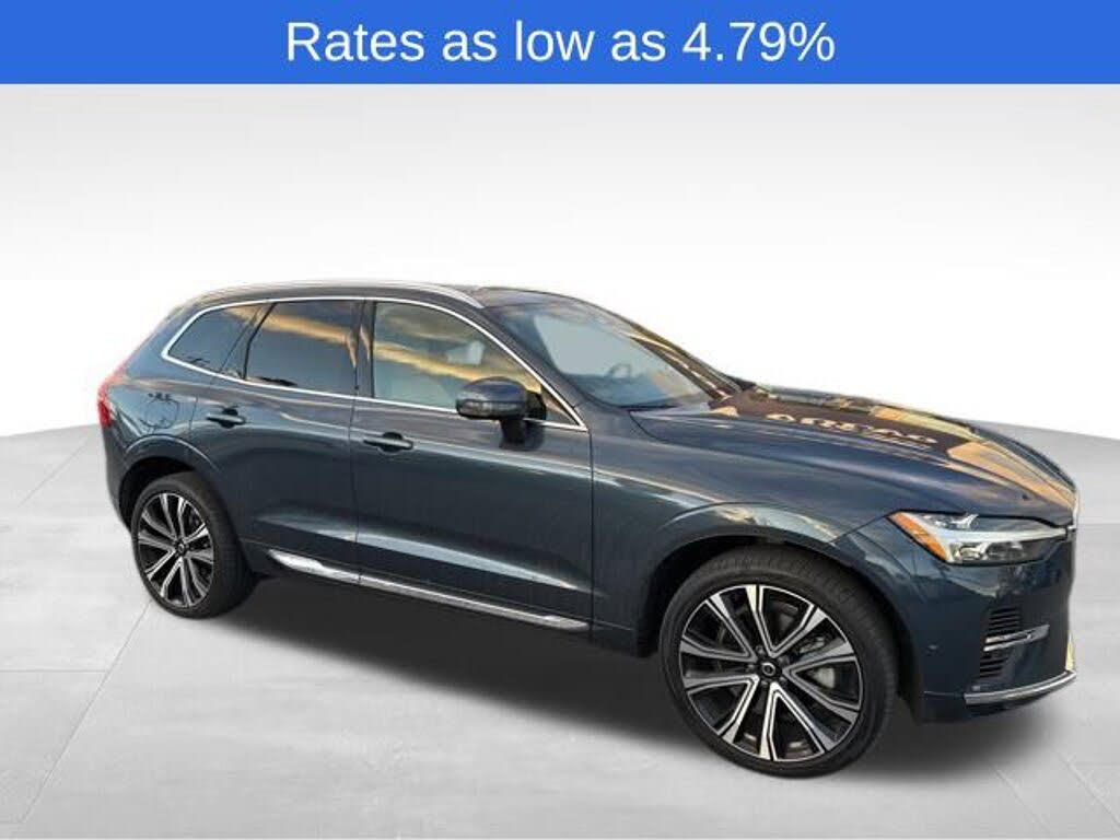 2023 Volvo XC60 Recharge T8 Ultimate Bright Theme eAWD