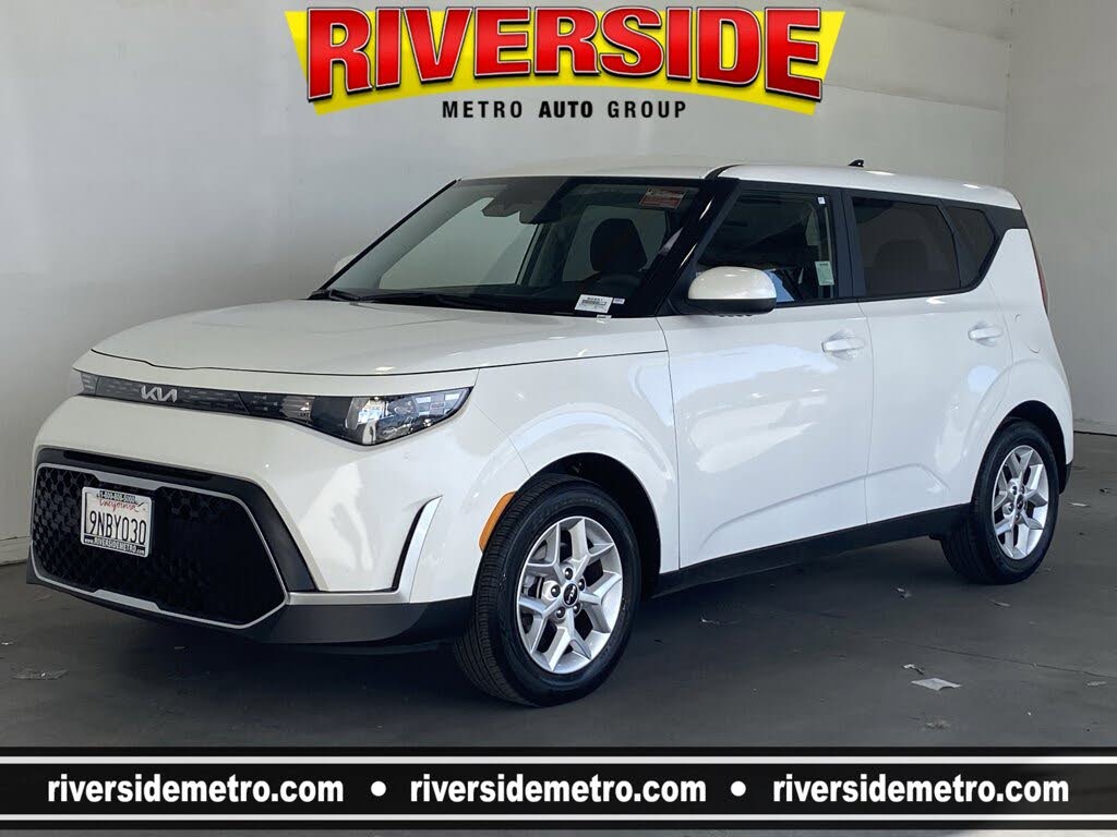 2024 Kia Soul LX FWD
