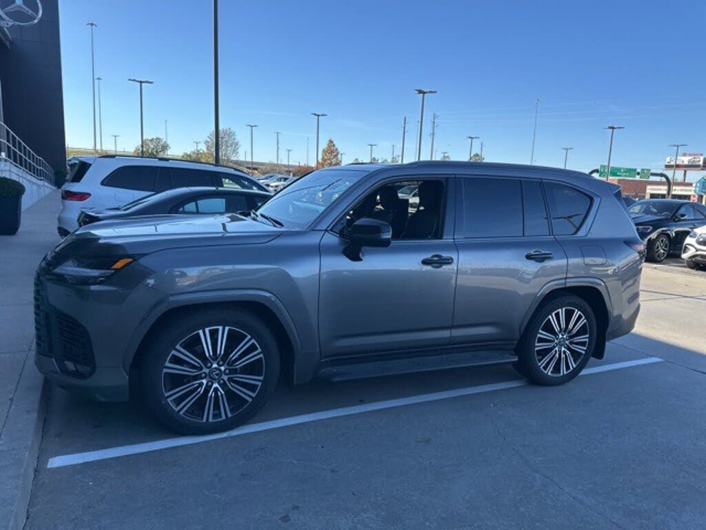 2024 Lexus LX 600 Luxury AWD