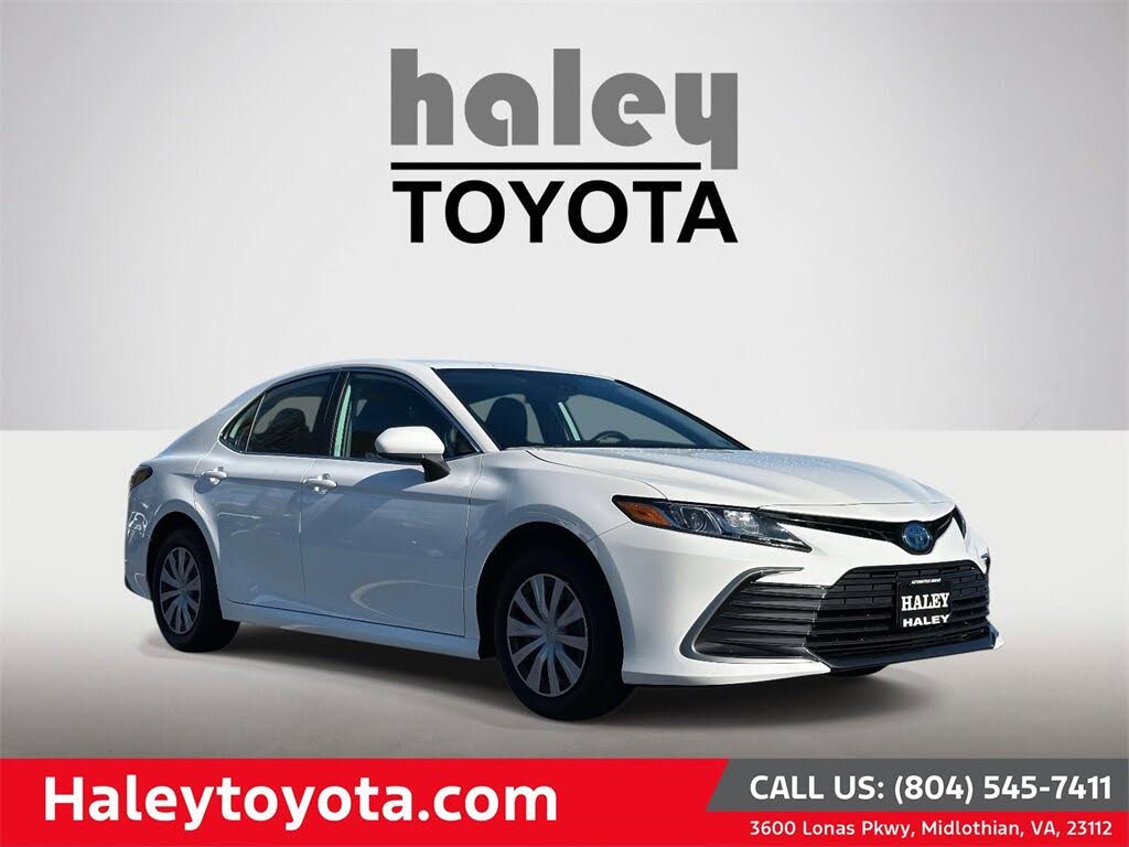 2024 Toyota Camry Hybrid LE FWD