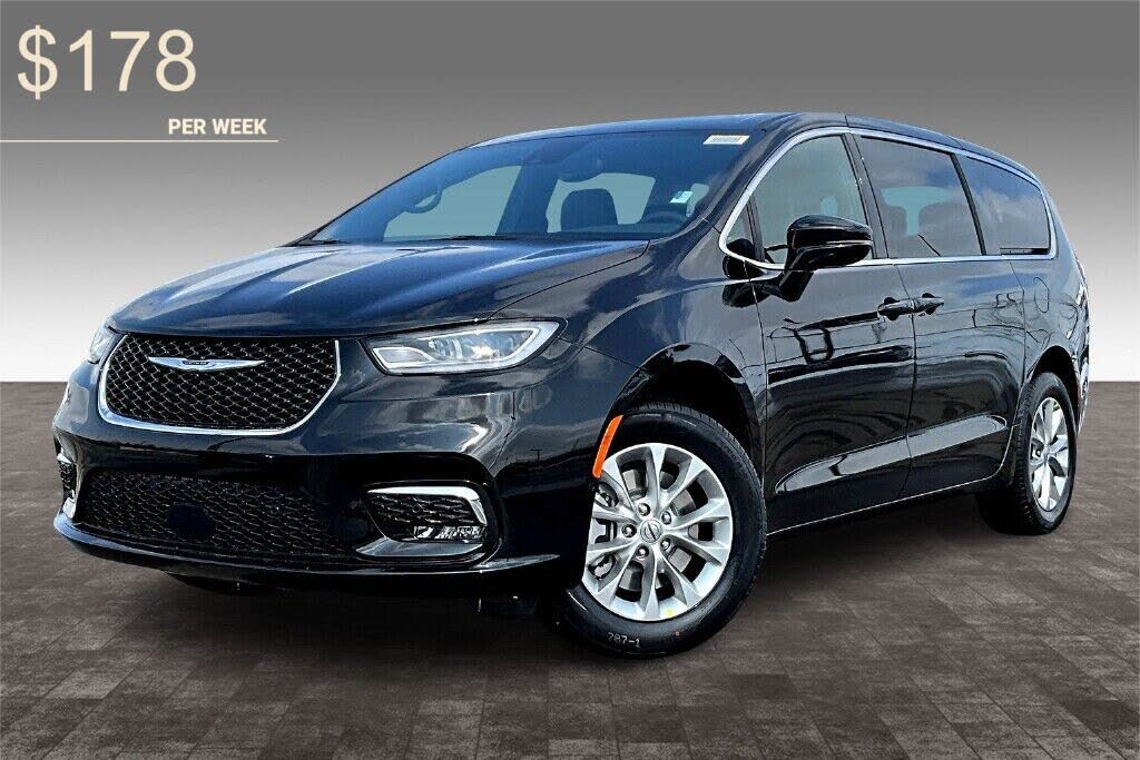 2025 Chrysler Pacifica Select AWD