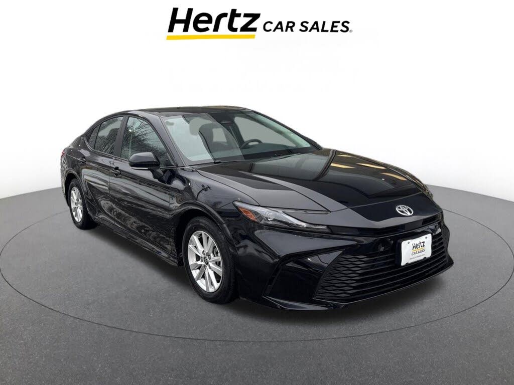 2025 Toyota Camry LE FWD