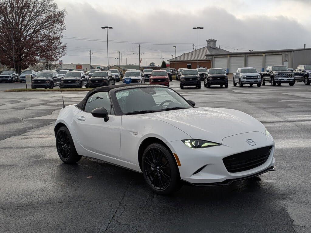 2024 Mazda MX-5 Miata Club RWD