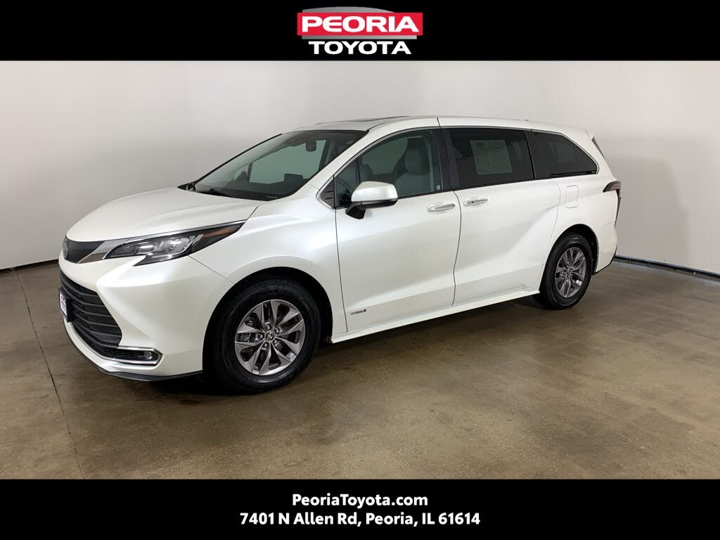 2021 Toyota Sienna XLE 7-Passenger FWD