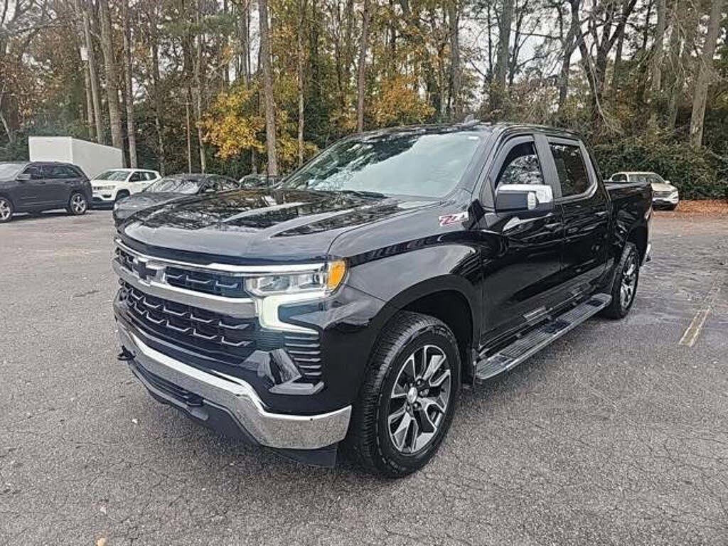 2022 Chevrolet Silverado 1500 LT Crew Cab 4WD