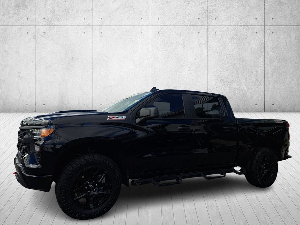 2024 Chevrolet Silverado 1500 Custom Trail Boss Crew Cab 4WD