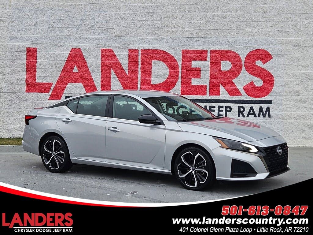 2024 Nissan Altima 2.5 SR FWD