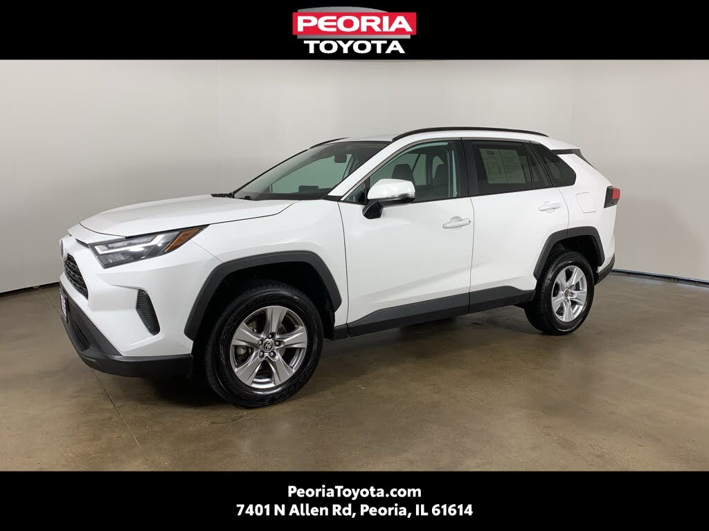 2024 Toyota RAV4 XLE FWD